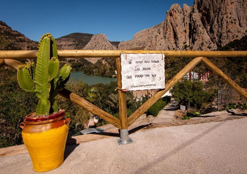 La Barberia De Miguel Villa El Chorro Ngoại thất bức ảnh